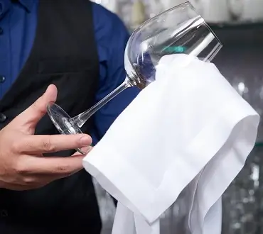 tenue et équipements hotel et restauration